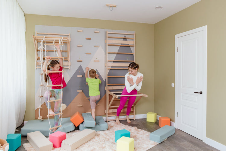 WoodandHearts: The First In Eco-Swedish Stall Bars for Kids