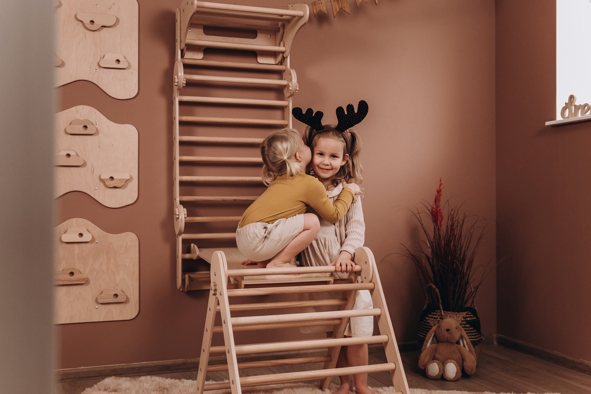 Montessori Approaches to Teaching a Toddler to Share