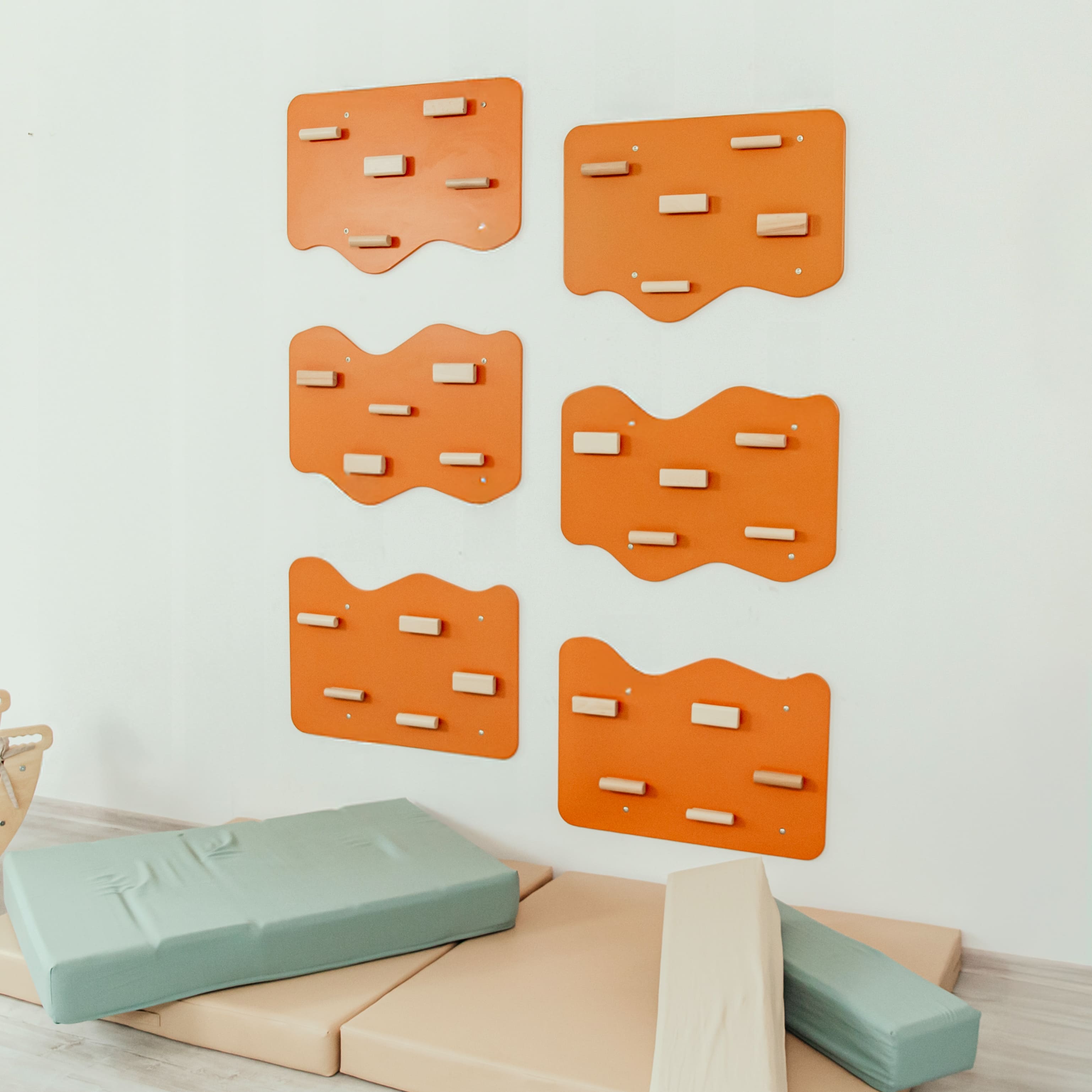 Indoor Rock Wall with Cloud-Shaped Panels & Wooden Climbing Holds for Kids 3-10