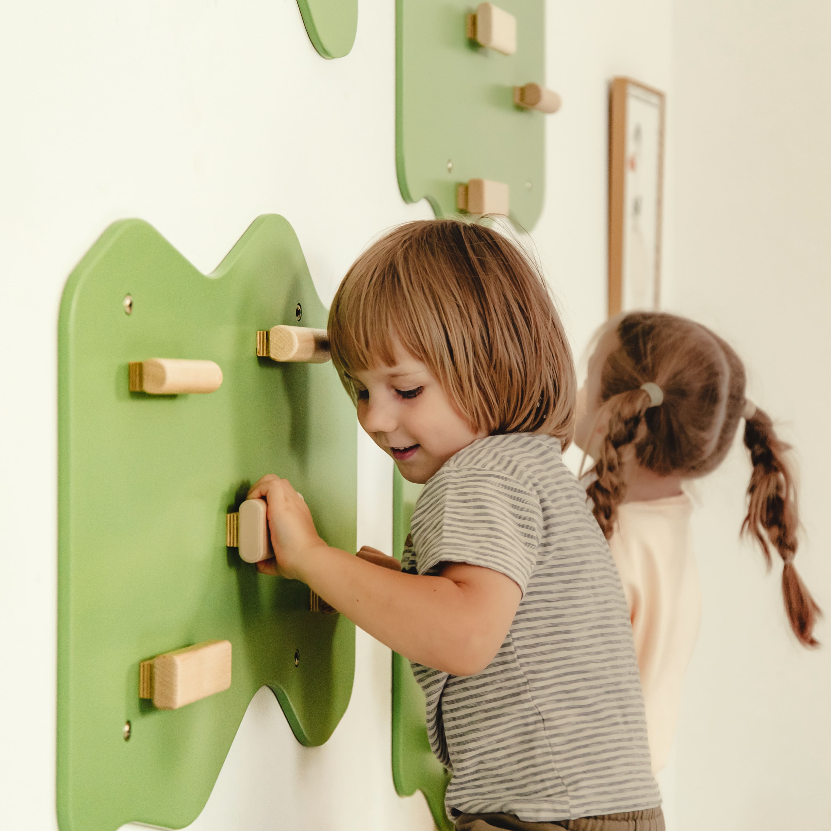 Indoor Rock Wall with Cloud-Shaped Panels & Wooden Climbing Holds for Kids 3-10
