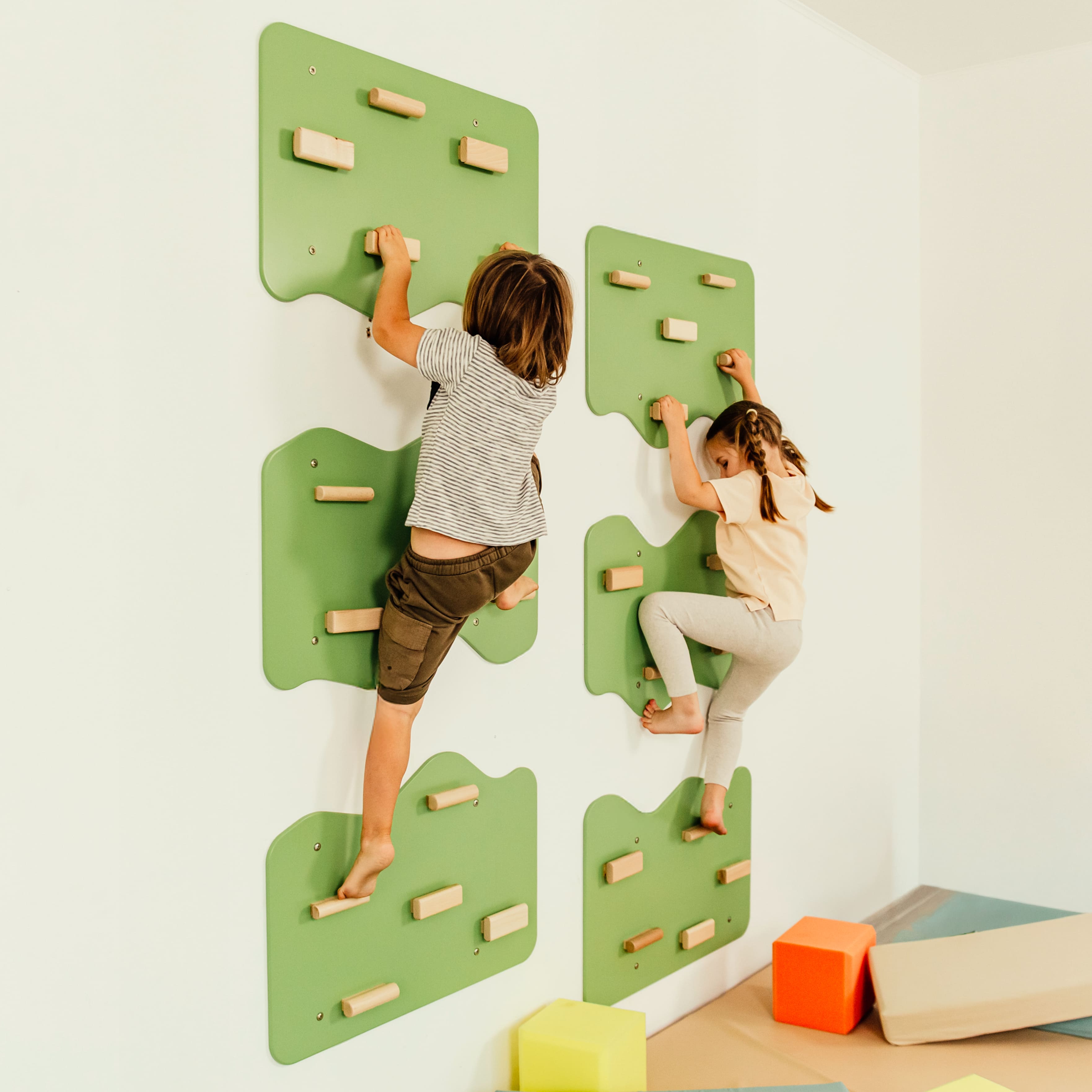 Indoor Rock Wall with Cloud-Shaped Panels & Wooden Climbing Holds for Kids 3-10