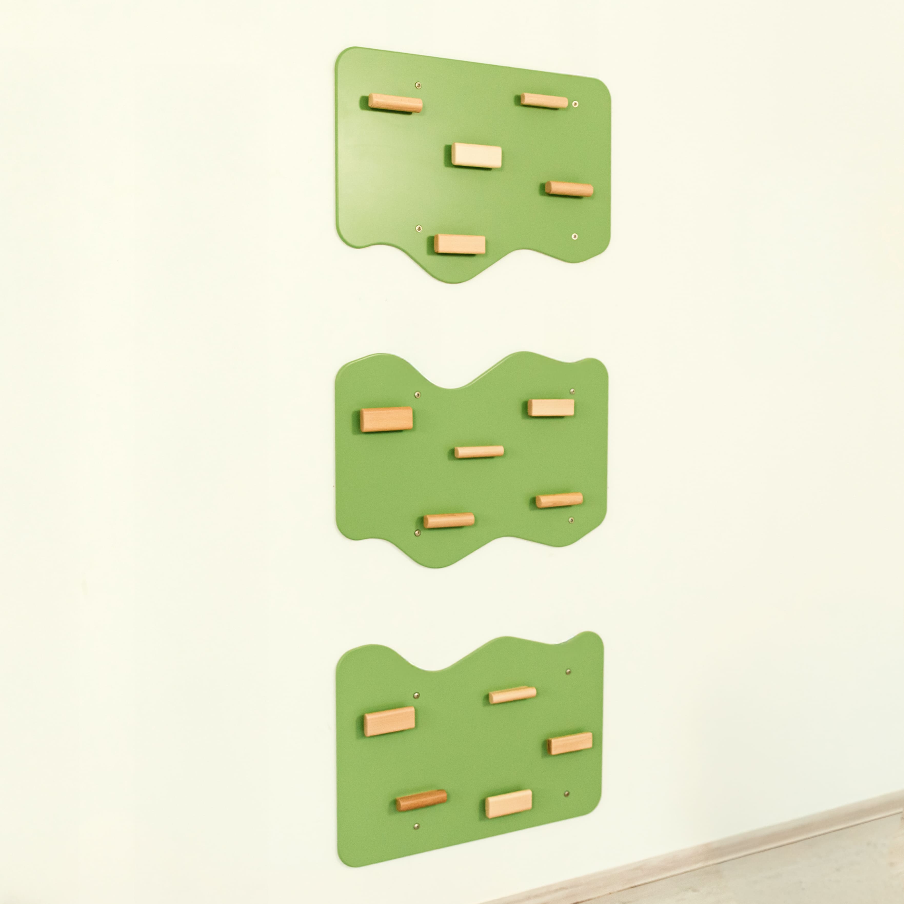 Indoor Rock Wall with Cloud-Shaped Panels & Wooden Climbing Holds for Kids 3-10
