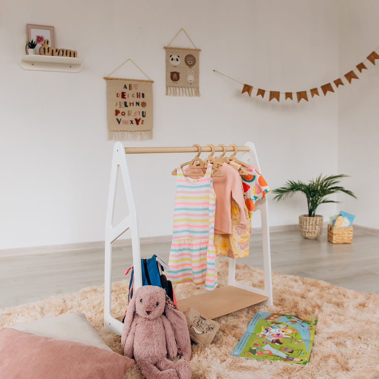 Child Clothing Rack