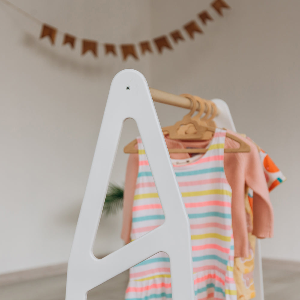 Child Clothing Rack