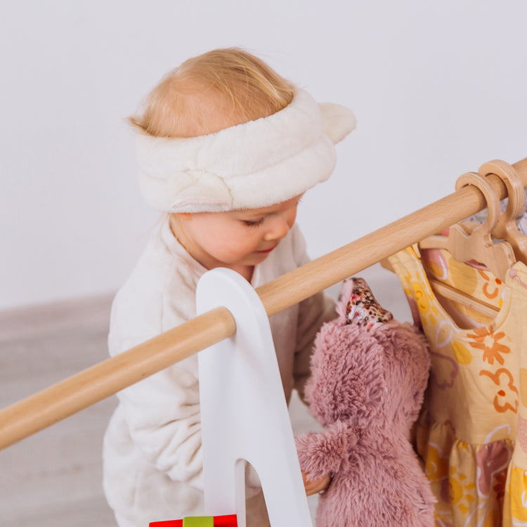 Child Clothing Rack