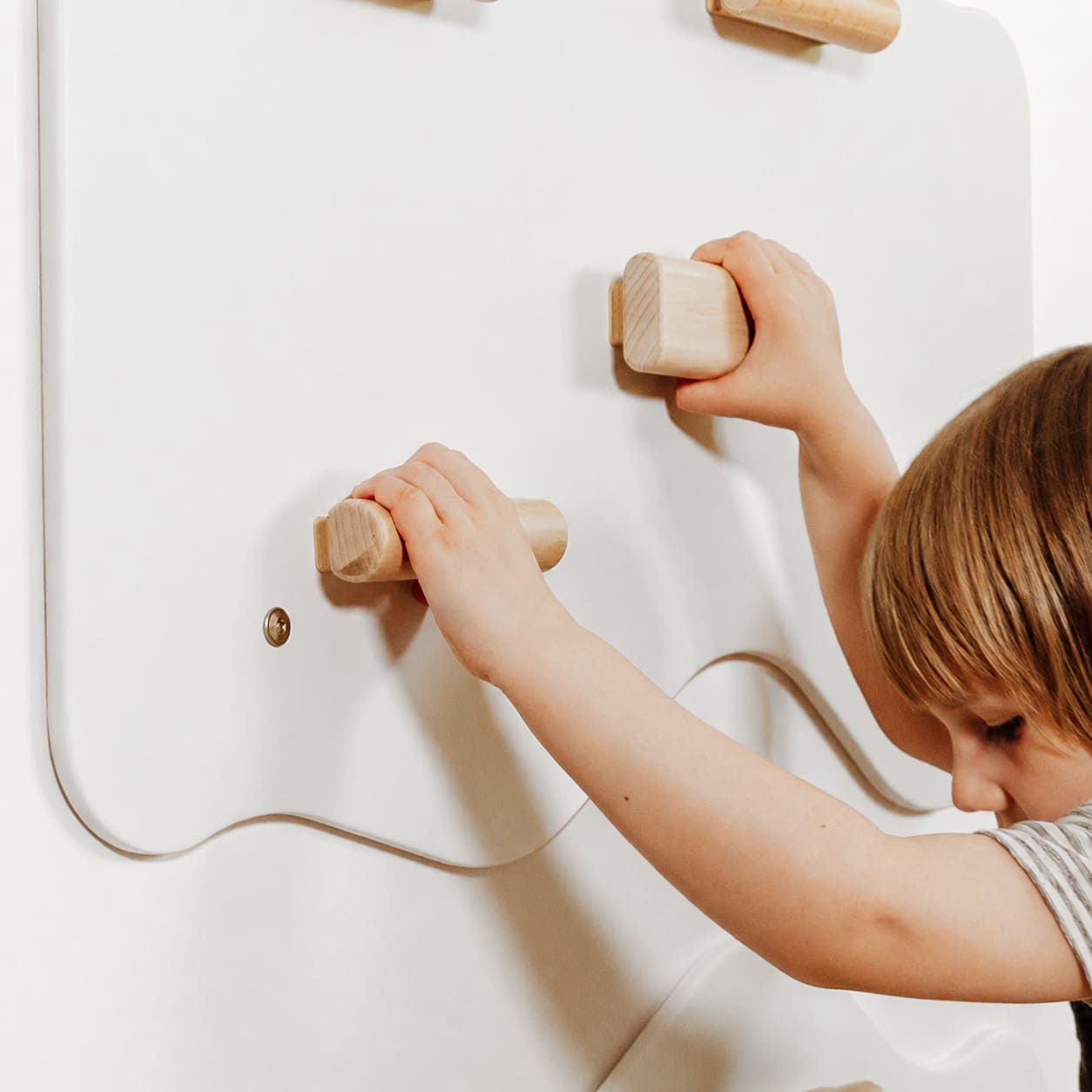 Indoor Rock Wall with Cloud-Shaped Panels & Wooden Climbing Holds for Kids 3-10