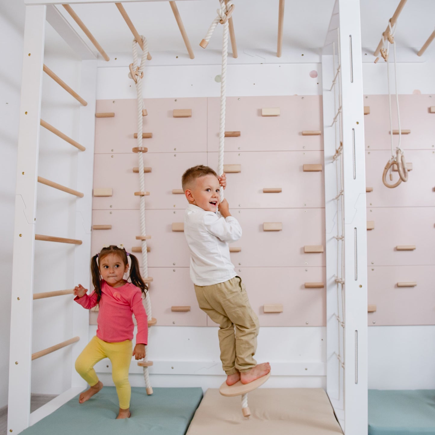 Childrens Climbing Frame