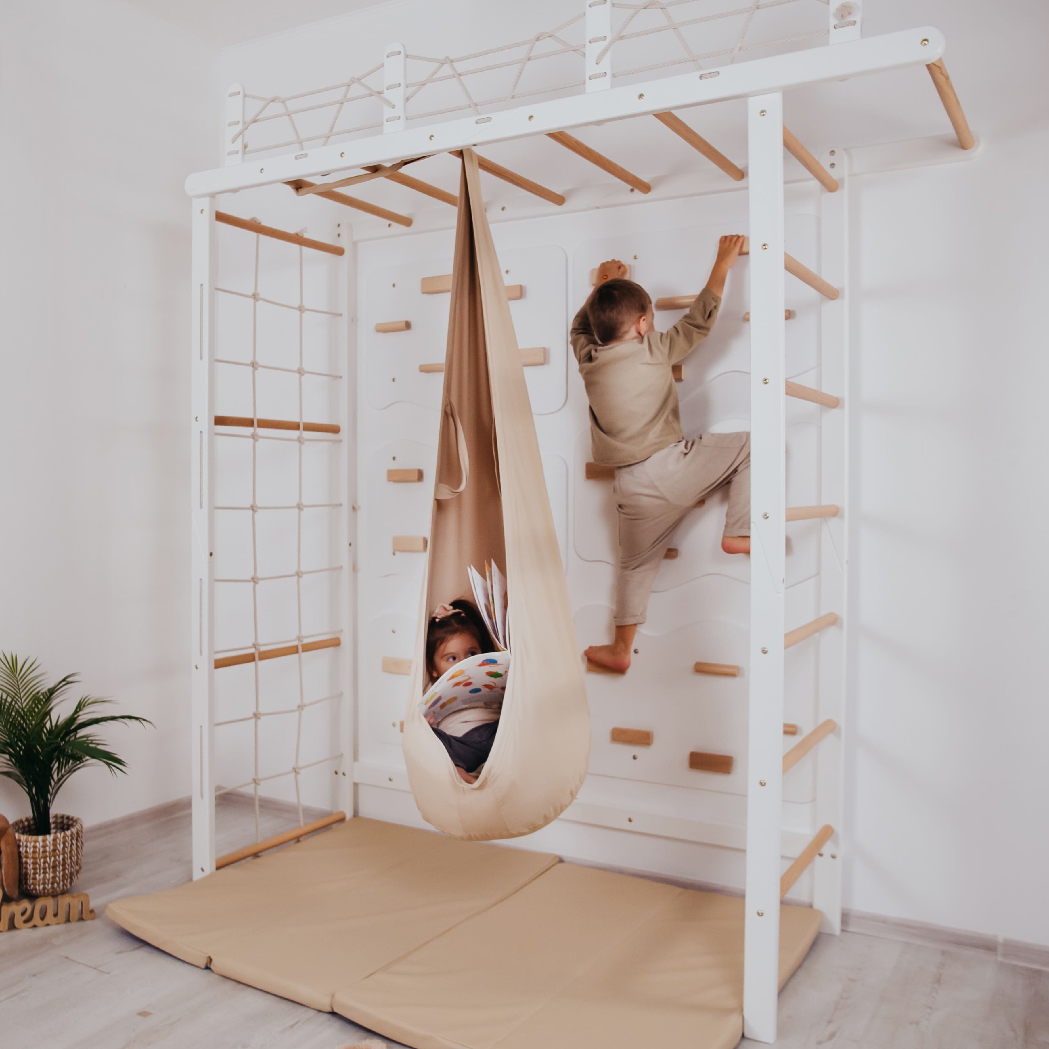 Pod Swing