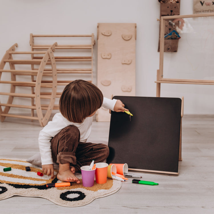 Kids Tabletop Easel