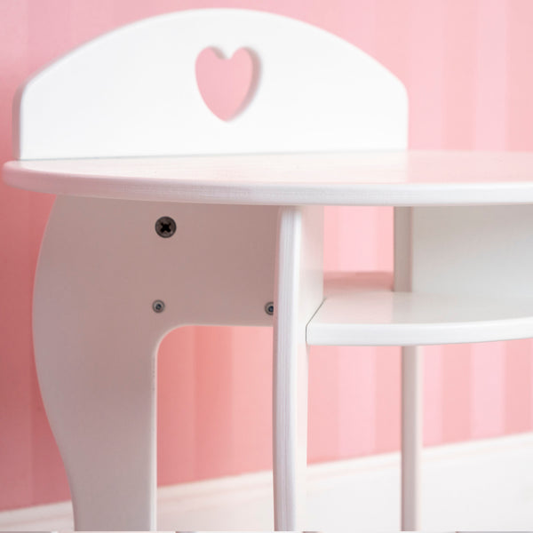 Nachttisch und Nachttisch für ein kleines Mädchen "Engel" in weißer Farbe