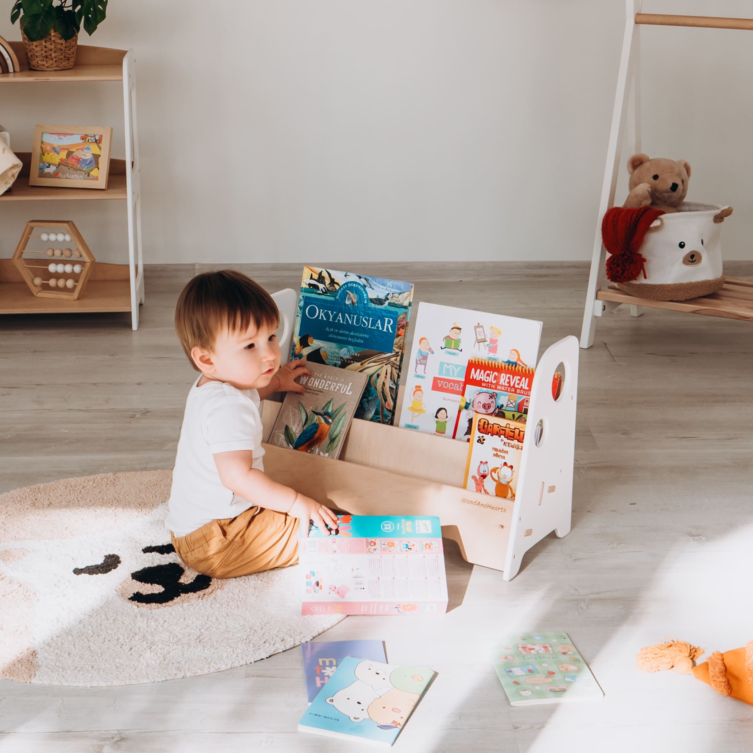 Kids Bookshelf
