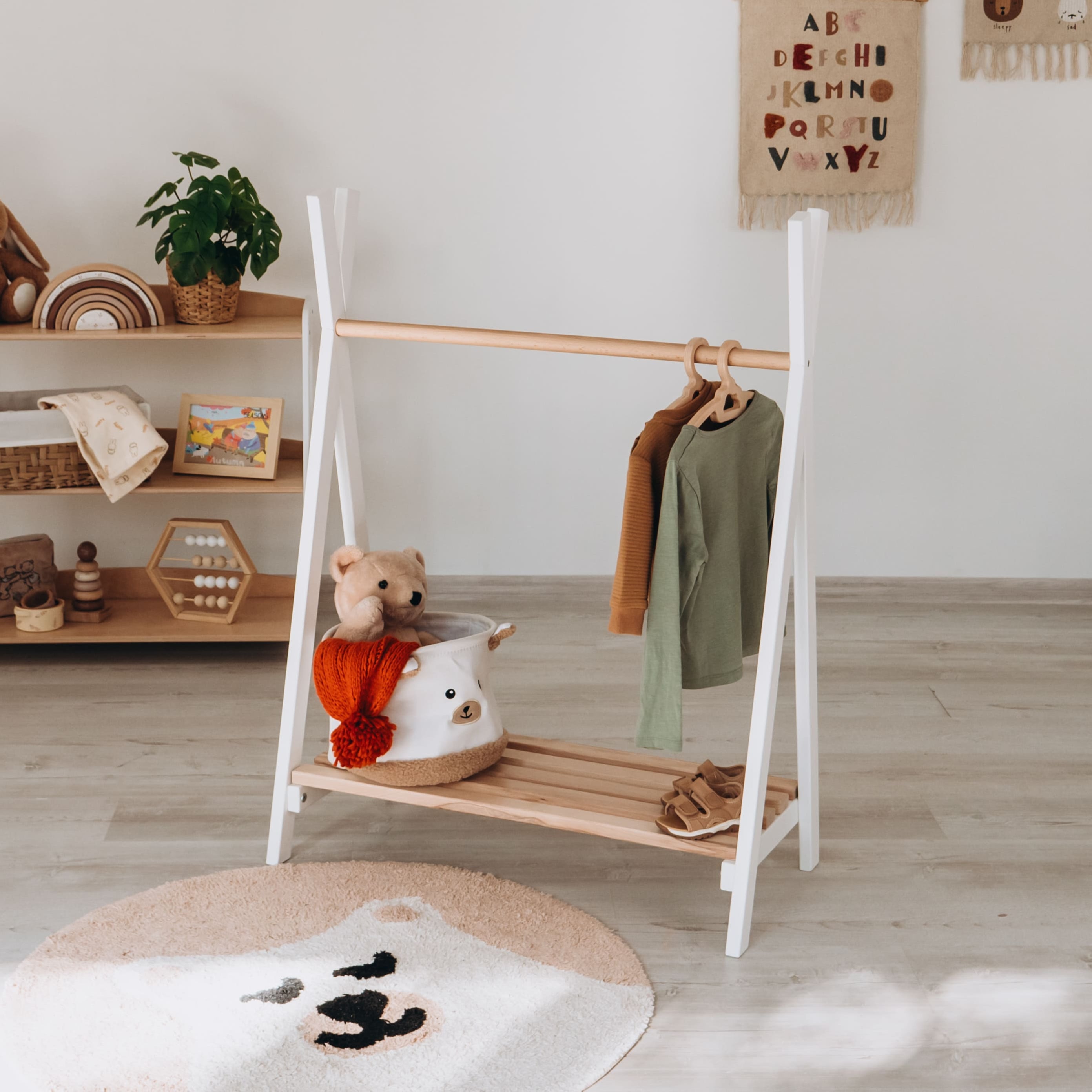 Toddler's Clothes Rack