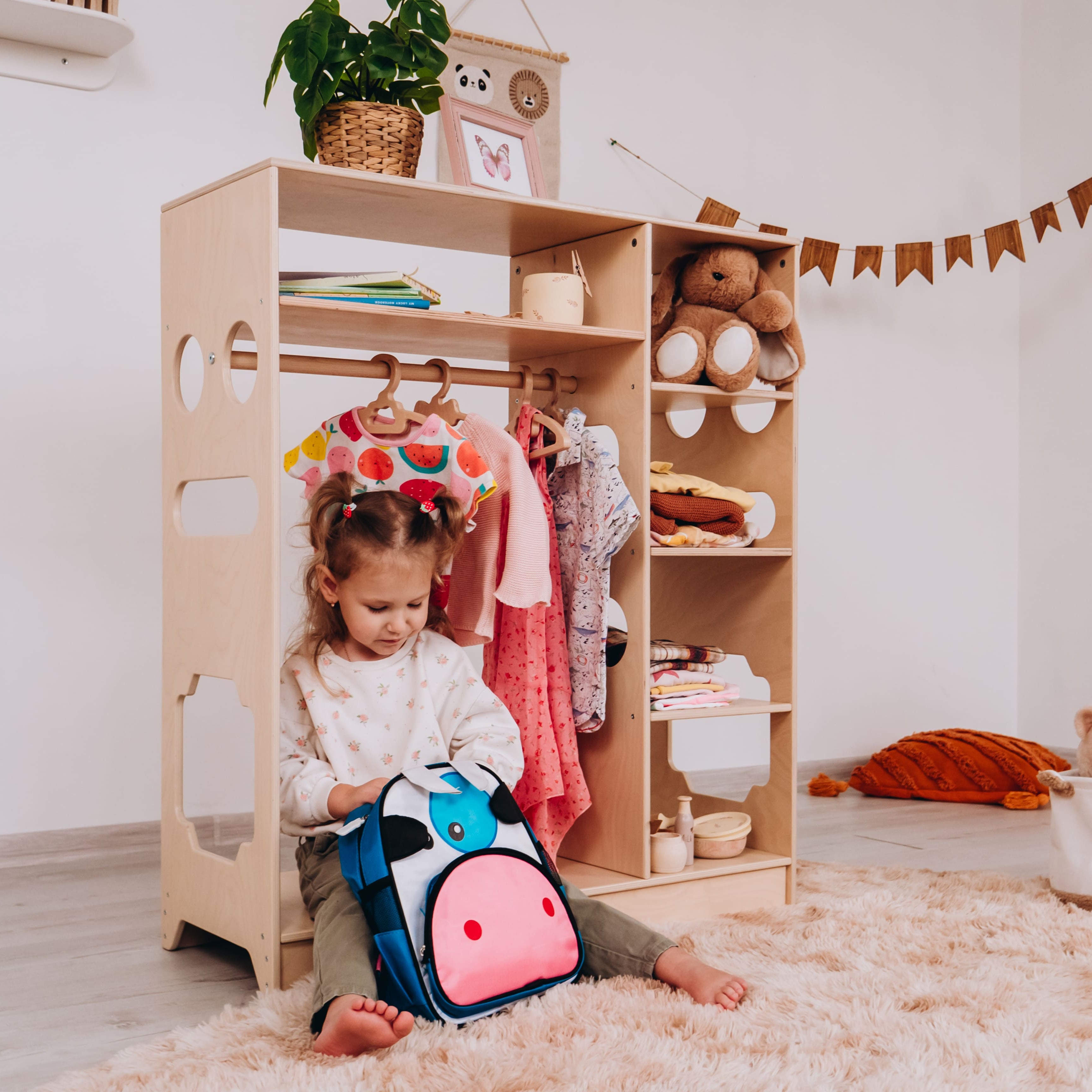 Montessori Closet