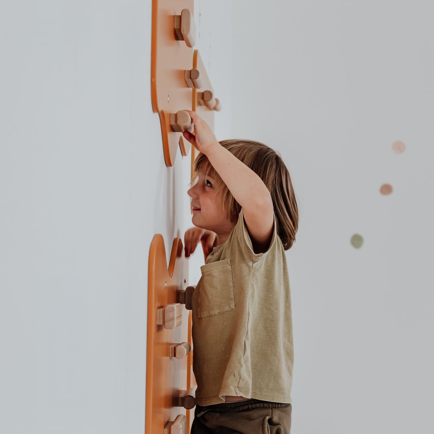 Indoor Rock Wall with Cloud-Shaped Panels & Wooden Climbing Holds for Kids 3-10