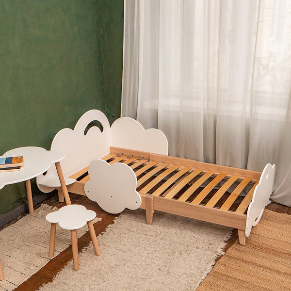 Montessori Verstellbares Bodenbett mit Regal "Wolke"